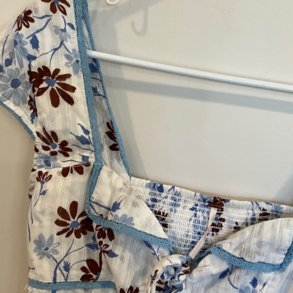 FP Movement by Free People Floral White and Blue Blouse - Picture 4 of 10